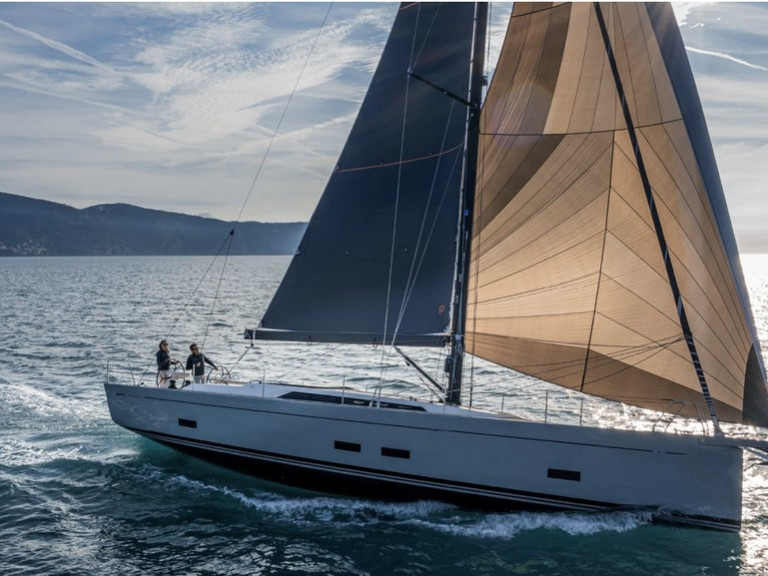 Sailboat to hire Favignana at the best price