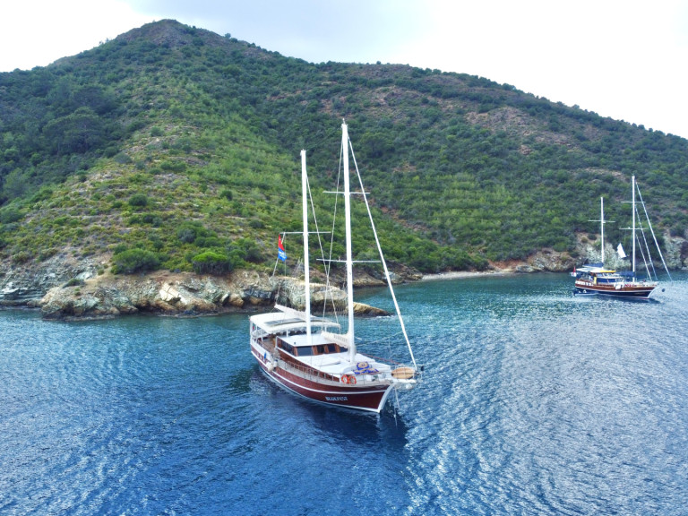 Charter a  Bluefest - Premium Gulet in Fethiye on Samboat
