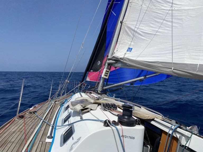 Yacht hire France cheap First 40.7