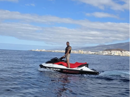 Hire Jet ski Sea-Doo with a boat licence