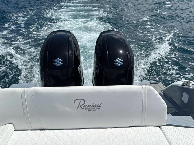 Hire RIB Ranieri with a boat licence