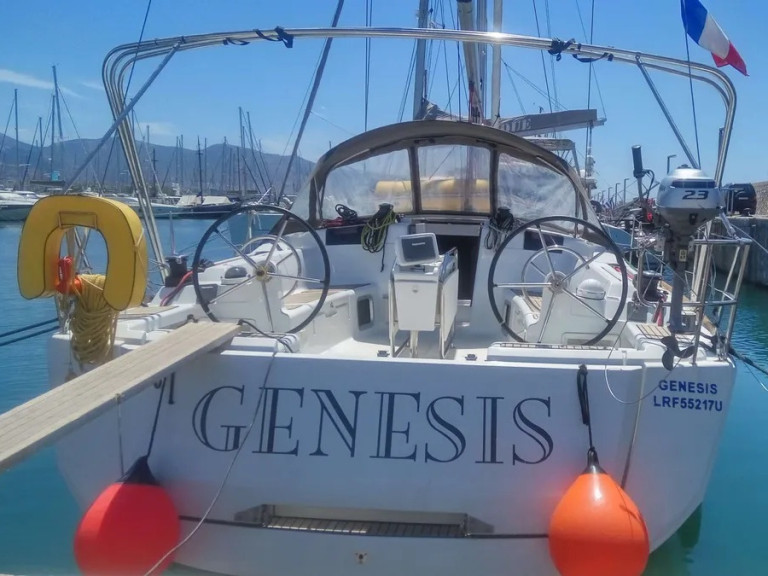 Hire a Jeanneau Sun Odyssey 449 (4 cab.) Alimos