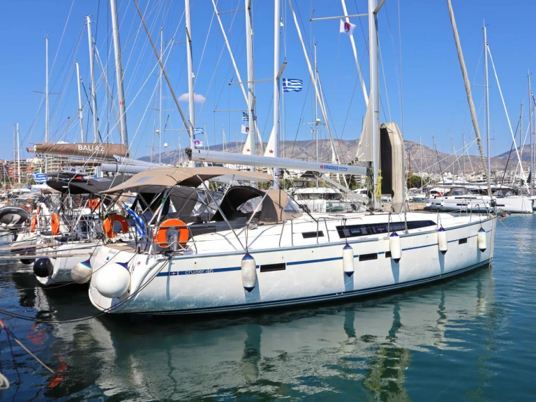 Yacht charter Lefkáda - Bavaria Cruiser 46 on SamBoat