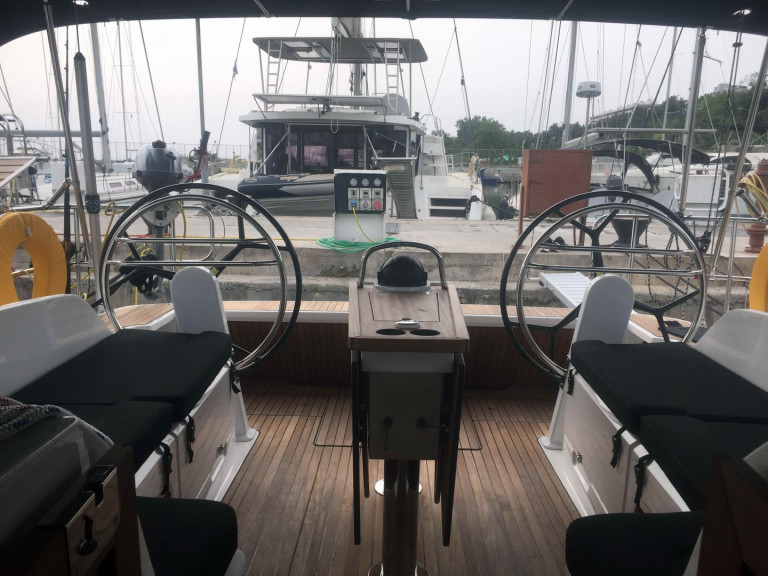 Yacht hire Skiathos cheap Cruiser 46