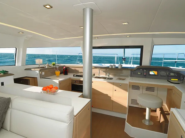 Yacht charter Kalkara - Bali Bali 4.1 on SamBoat