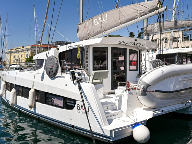 Catamaran to hire Tivat at the best price