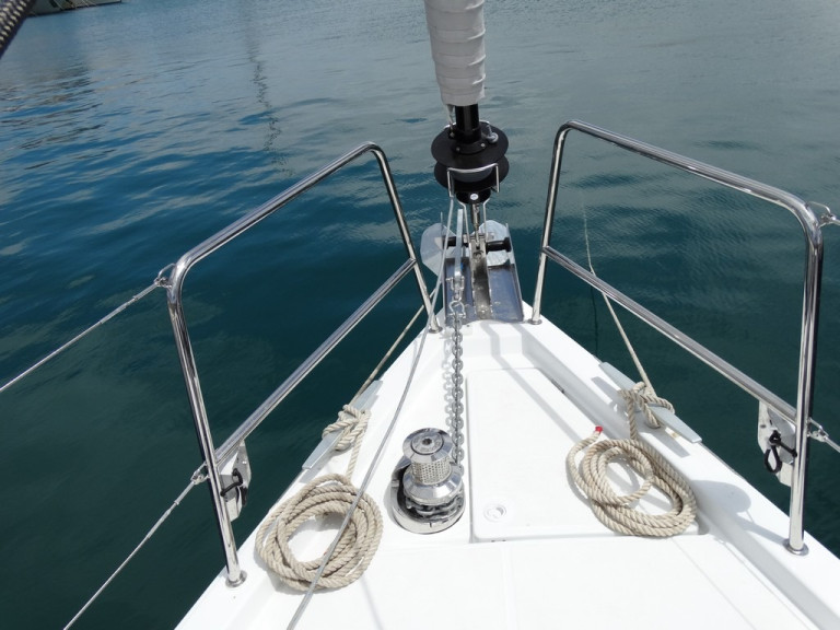 Yacht hire Volos cheap Jeanneau 54