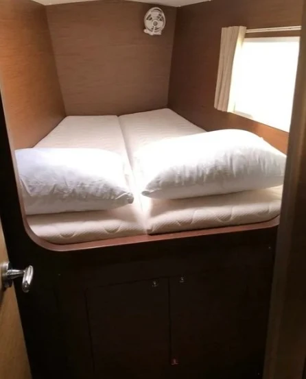 Yacht hire Paros (Island) cheap Lagoon 380