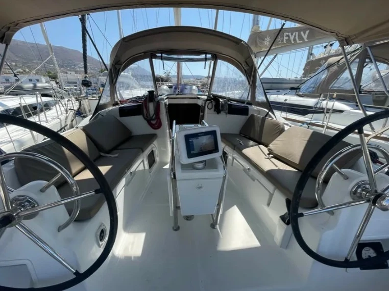 Yacht hire Paros (Island) cheap Sun Odyssey 419