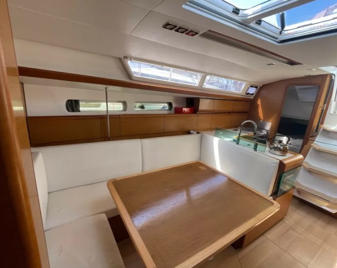 Sailboat hire in Paros (Island) - Jeanneau Sun Odyssey 419