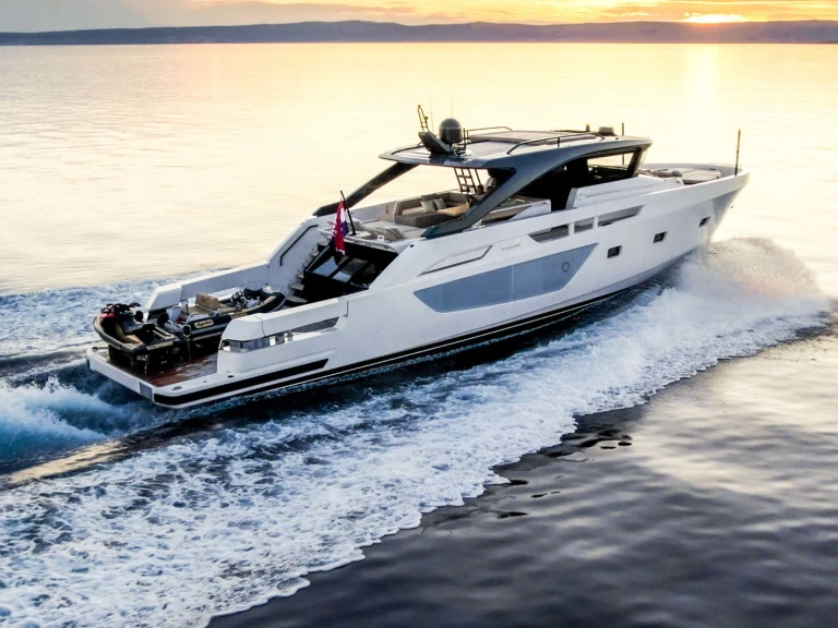 Charter a Bluegame Bluegame BG74 in Zadar County on Samboat