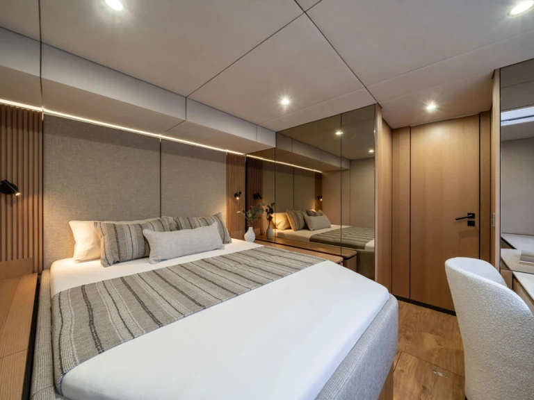 Yacht charter Olbia - Sunreef Sunreef 70 on SamBoat