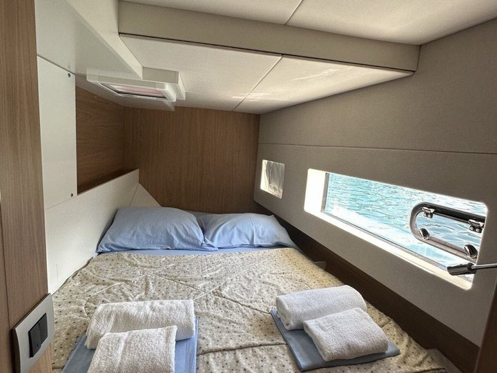 Charter a Bali Bali Catsmart (6 cab.) in Tivat on Samboat