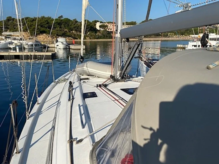 Yacht hire Bormes-les-Mimosas cheap Oceanis 40.1