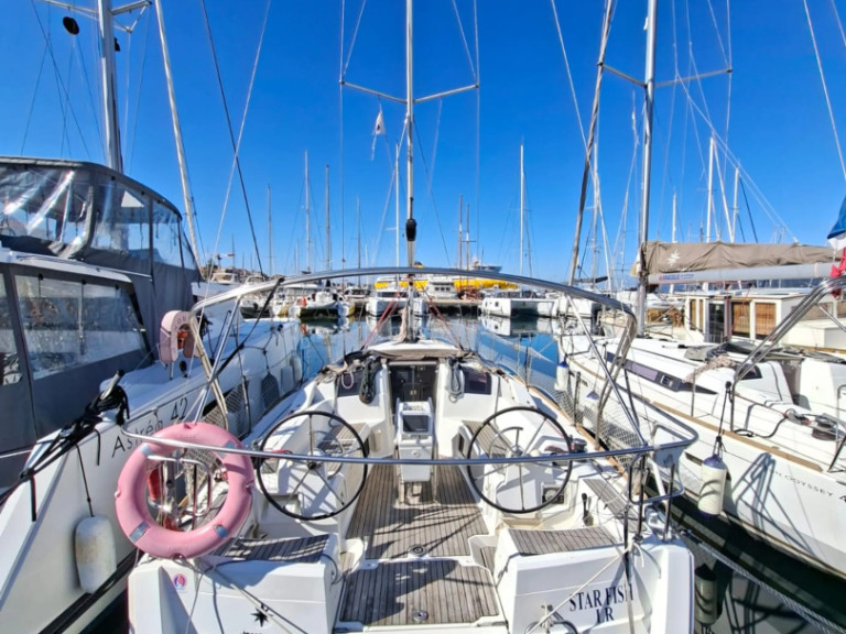 Sailboat to hire Propriano at the best price