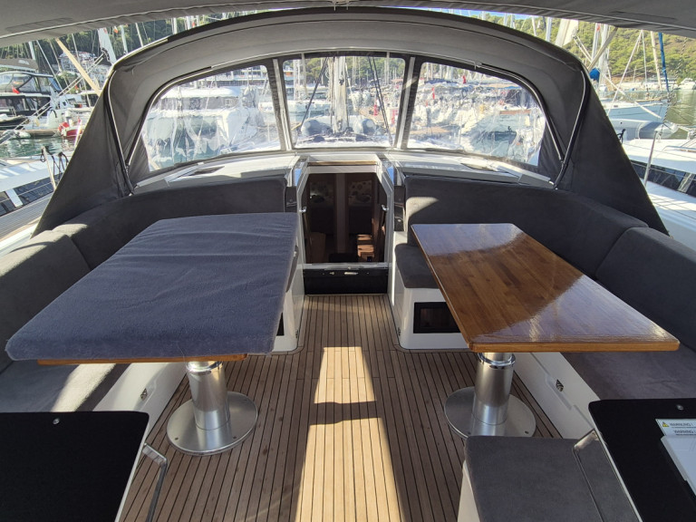 Charter a Hanse Hanse 460 in Göcek on Samboat