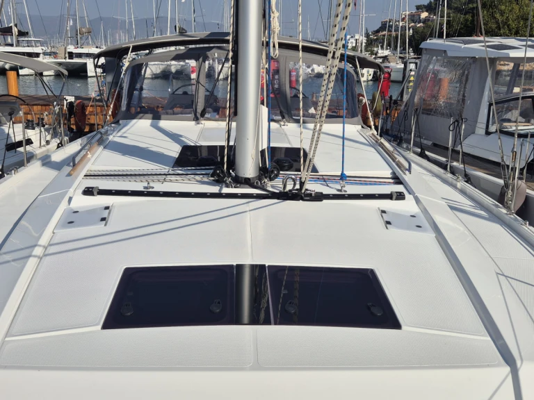 Sailboat to hire Göcek at the best price