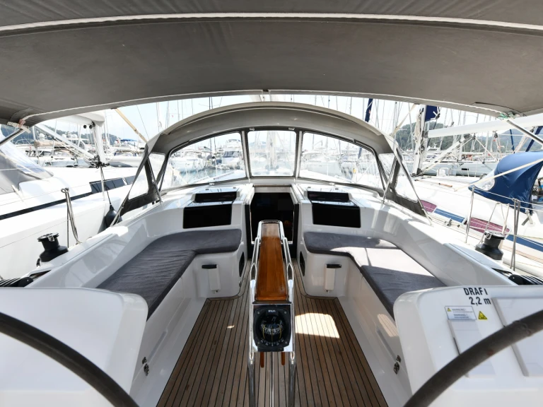 Hire a Hanse Hanse 458 Göcek