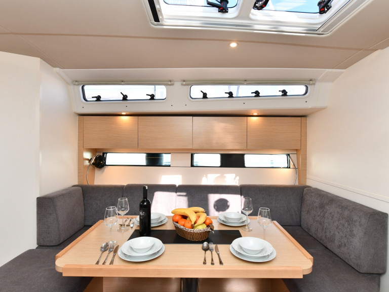 Yacht hire Göcek cheap Hanse 460