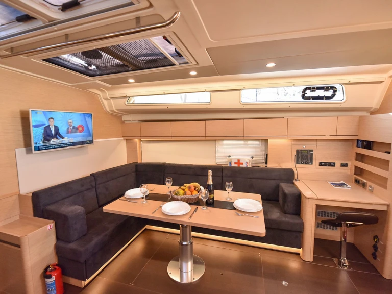 Charter a Hanse Hanse 508 in Göcek on Samboat