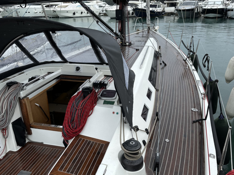 Sailboat hire in Punat - Solaris Solaris One 44