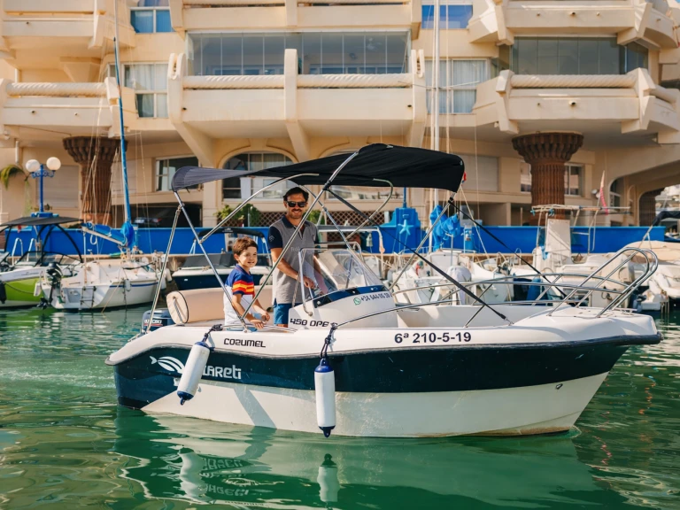 Yacht charter Benalmádena - Mareti 450 open on SamBoat