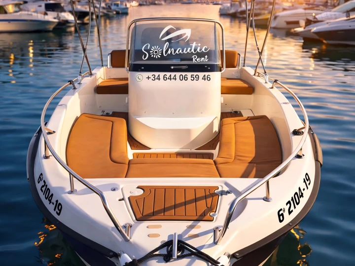 Hire a Mareti 450 open Benalmádena