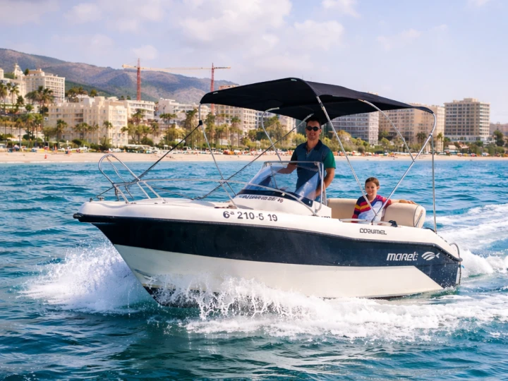 Motorboat hire in Málaga - Mareti 450 CC OPEN