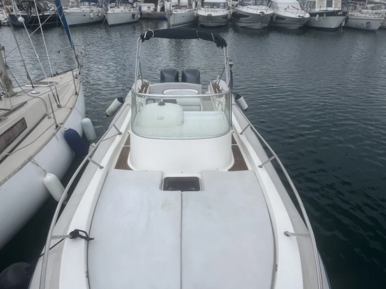 RIB hire in Cogolin - Capelli Tempest 900 WA