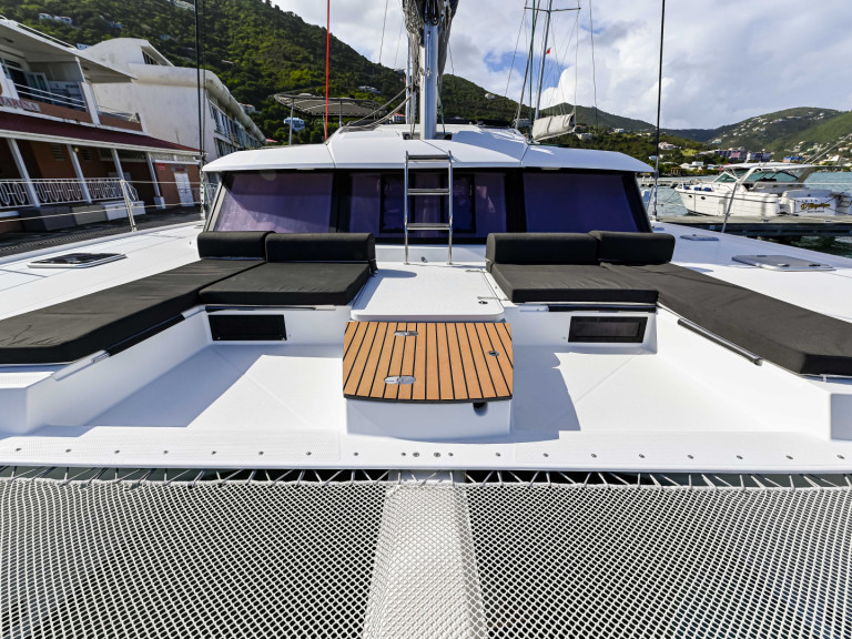 Hire Catamaran with or without skipper Fountaine Pajot Road Town