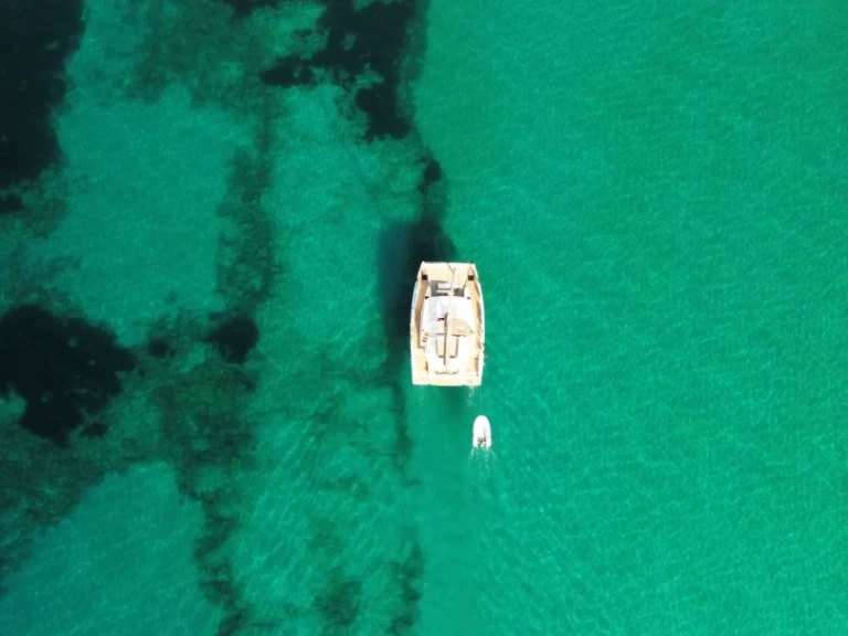 Yacht hire Santa Cruz de Tenerife cheap Bali 4.2