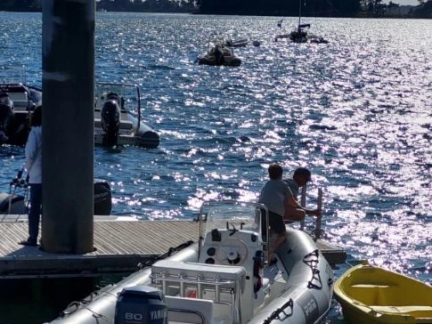 RIB hire in Larmor-Baden - Zodiac Pro 12 Man