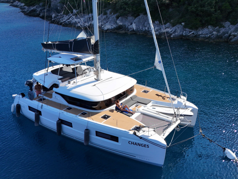 Charter a Lagoon Lagoon 46 in Dubrovnik on Samboat
