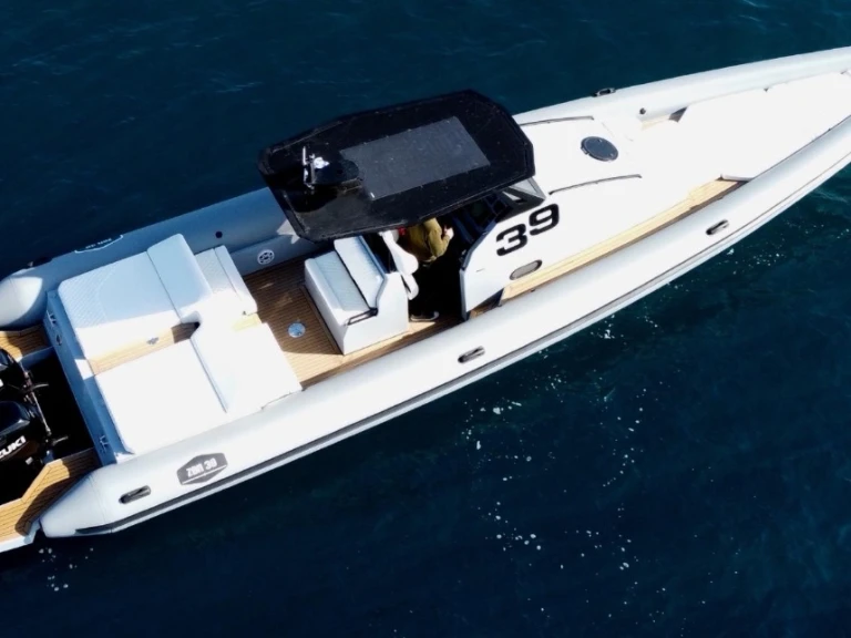 RIB to hire Adámas at the best price