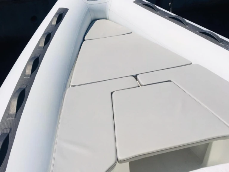 Hire RIB with or without skipper Magnus Porto Rotondo