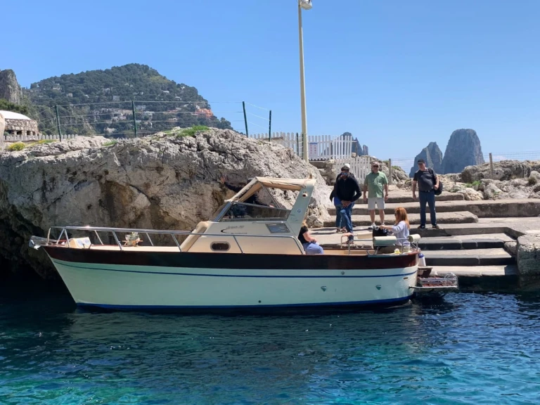 Yacht hire Sorrento cheap Jeranto 750