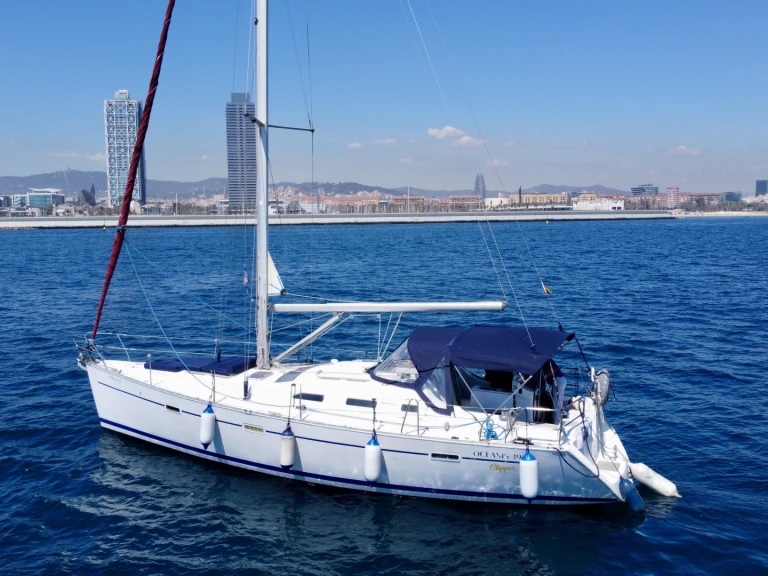 Sailboat to hire Barcelona at the best price