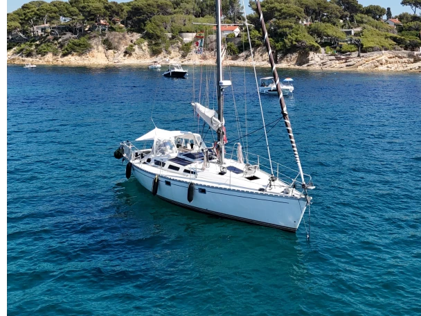 Yacht charter Baie de Bandol - Jeanneau Sun Magic 44 on SamBoat