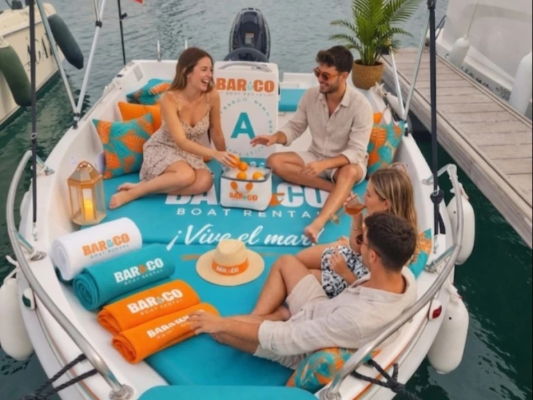 Estable Estable 415 Consola charter bareboat or skippered in  Alicante