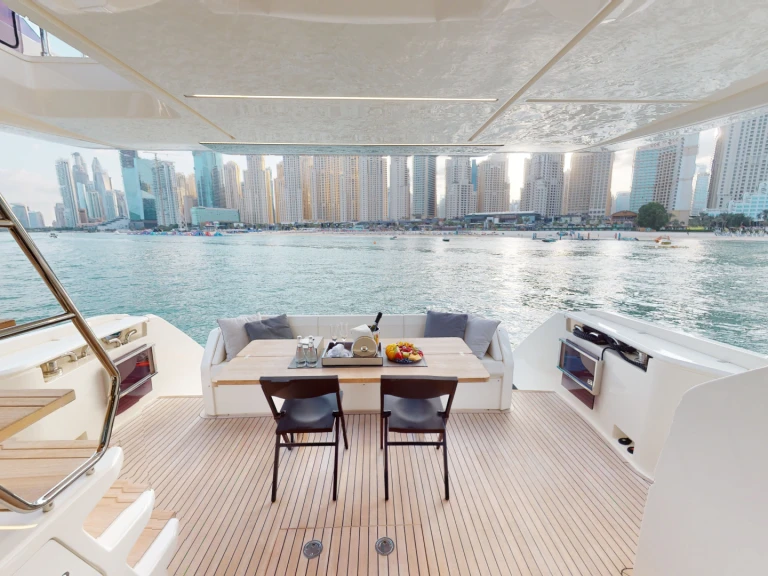 Yacht hire Dubai Marina cheap FERRETTI 670