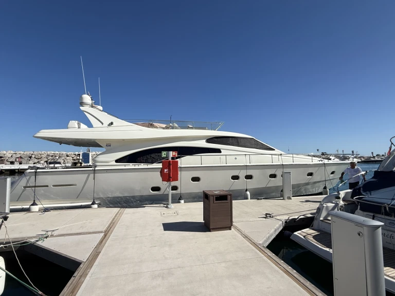 Yacht hire Palma de Mallorca cheap Ferretti 68 Anniversary