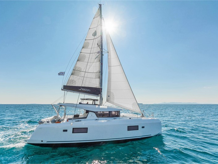 Yacht charter Skiathos - Lagoon Lagoon 42 on SamBoat