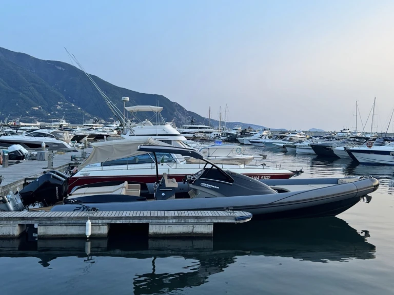 Yacht hire Castellammare di Stabia cheap PY 100