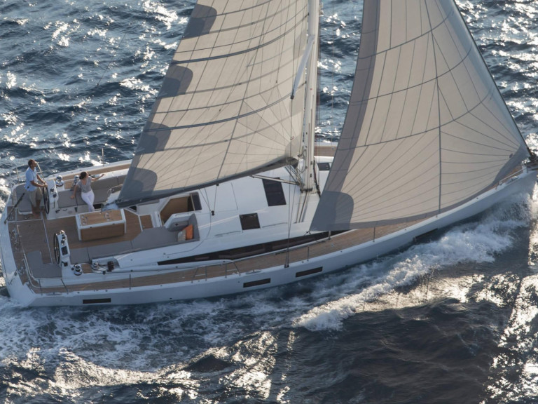 Charter a Jeanneau Jeanneau 54 in Dénia on Samboat