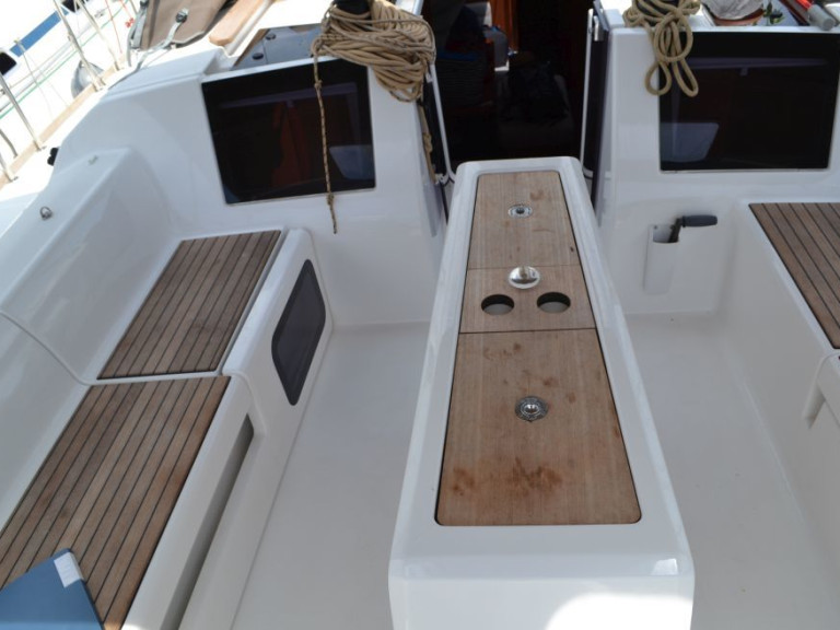 Yacht charter Olbia - Dufour Dufour 460 Grand Large on SamBoat