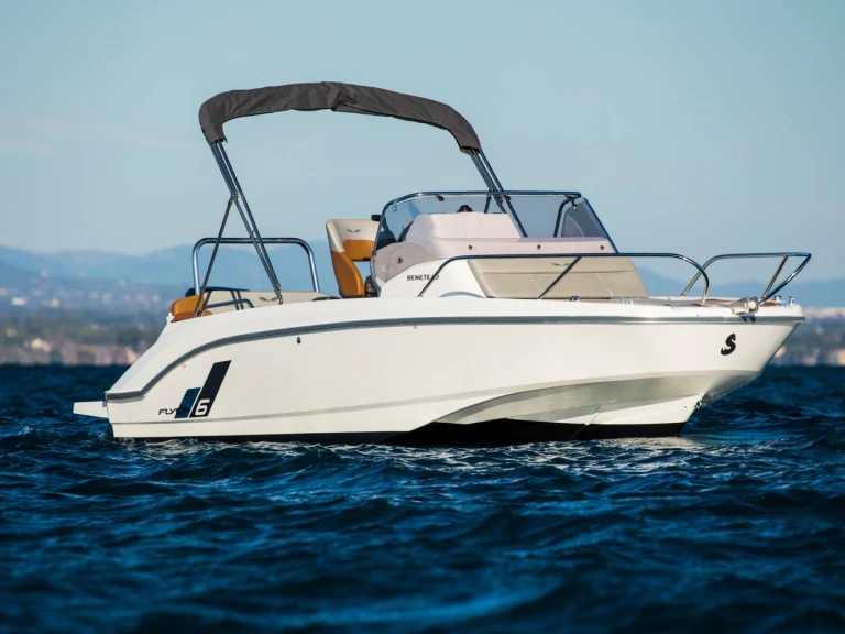 Motorboat to hire Cambrils at the best price