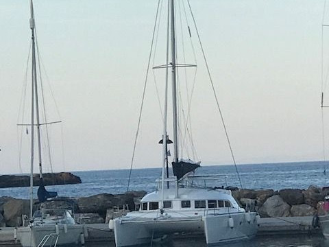 Yacht charter Paros (Island) - Lagoon Lagoon 380 on SamBoat