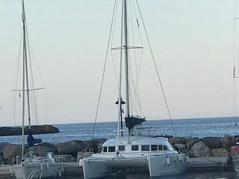 Yacht charter Paros (Island) - Lagoon Lagoon 380 on SamBoat