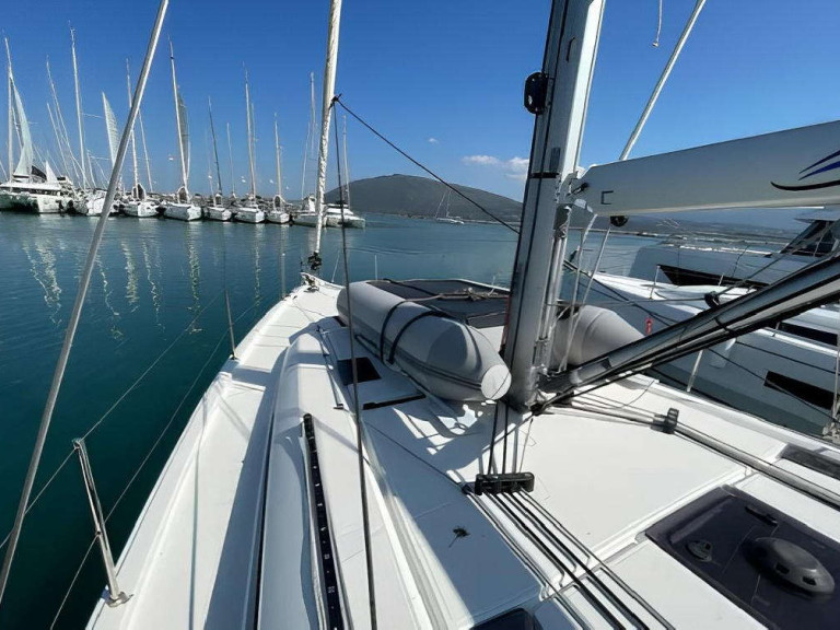 Yacht hire Lefkáda cheap Oceanis 40.1