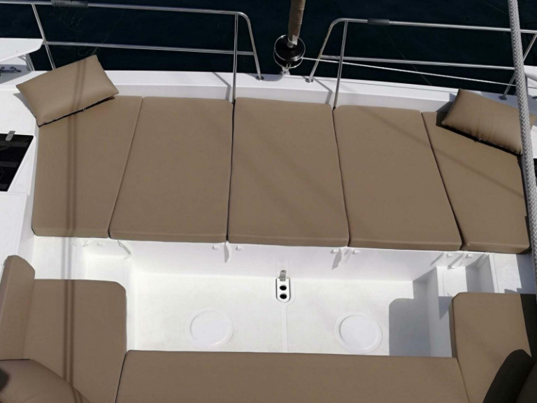 Yacht hire Kalkara cheap Bali 4.1